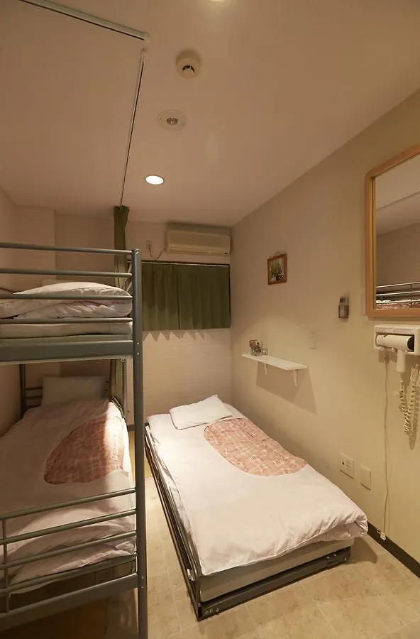 Hotel 3000 Jyuraku Tokyo Hostel